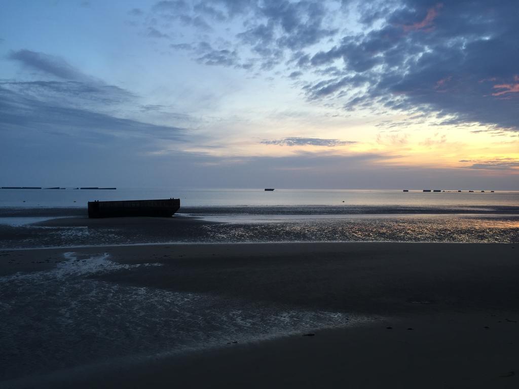 Hotel Dday Aviators Arromanches-les-Bains Zewnętrze zdjęcie