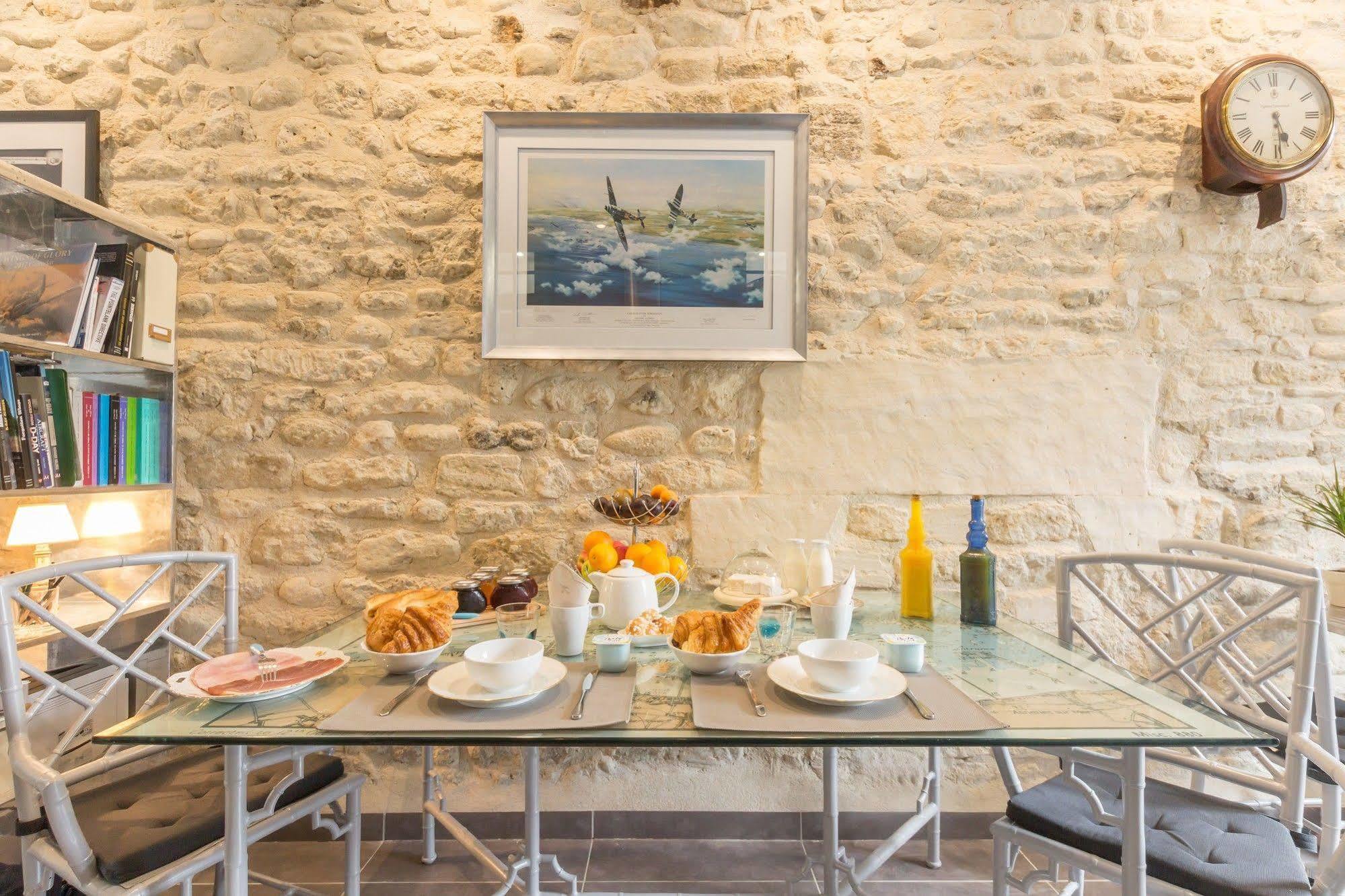 Hotel Dday Aviators Arromanches-les-Bains Zewnętrze zdjęcie